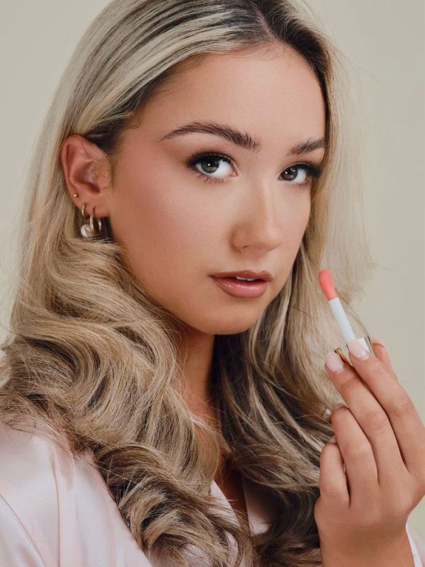 Rebecca O'Neill